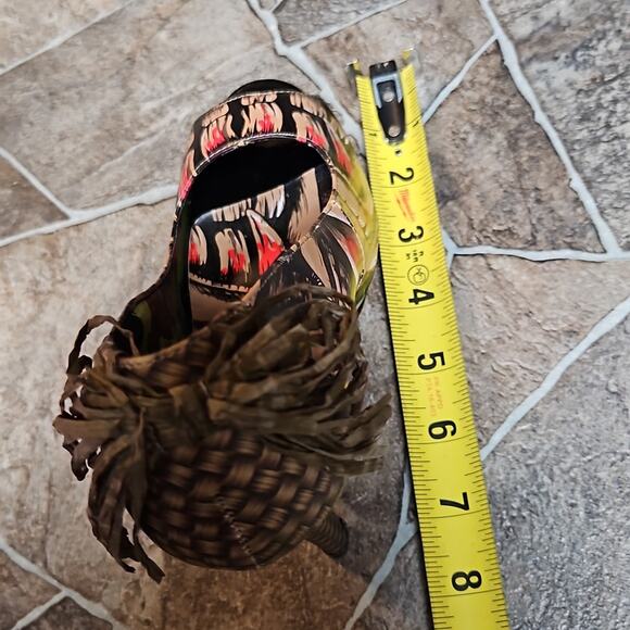 New in Box Iron Fist Tiki Toes Peep Toe Platform Heels Sz 5 - Picture 12 of 16